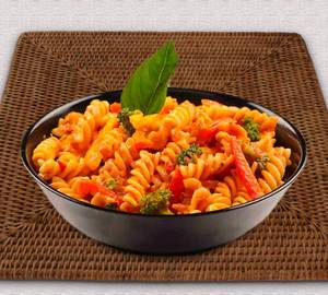 Cheese vegetable pasta