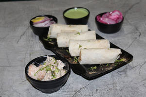 Malai Chicken Tikka Roll