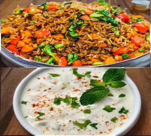 Veg Fry Rice With Raita & Papad