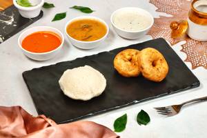 Idli+ Vada Sambhar Combo