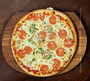 Margherita (Cheese & Tomato)