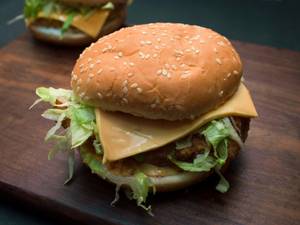Zinger Chicken Burger