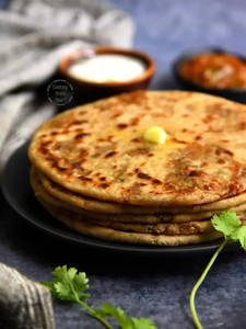 Mix Paratha