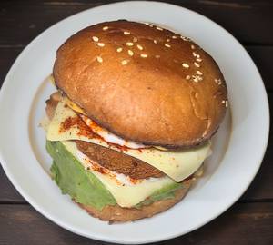 Peri peri cheese burger