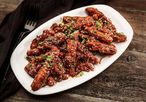 Honey Chilly Potato [18 Pcs]