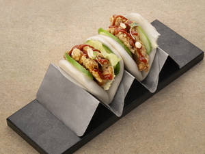 Korean Chicken Bao