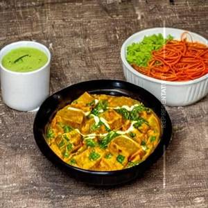 Matar Paneer