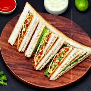 Veg Cheese Sandwich (Kacha)