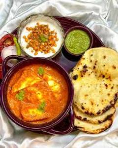 Gobhi Naan With Paneer Of The Day