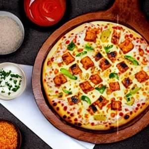 Indi tandoor paneer pizza 