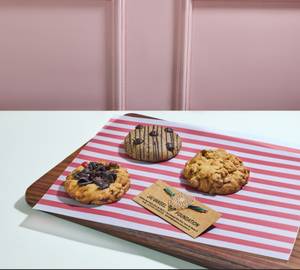 Rakhi Special Dessert Hamper