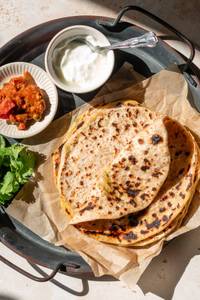 Anamika Special Paratha With Curd 