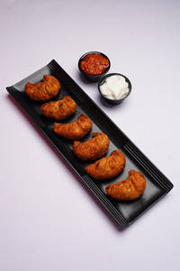 Fried Schezwan Chicken Momos
