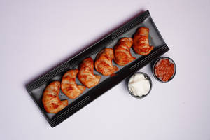 Steamed Peri Peri Paneer Momos