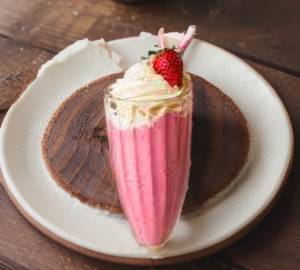 Strawberry milkshake
