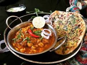 Chole paneer kulche