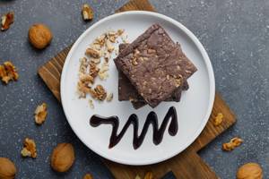 Eggless Walnut Brownie