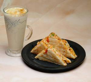 Cheesy Chicken Bread Sandwich With Malai Shake.