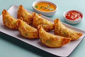 Chicken Cheese Momos Fried