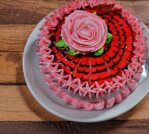 Strawberry Flavour Cake
