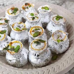 Kaju Kalash