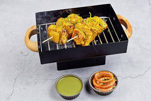 Lasooni Paneer Tikka
