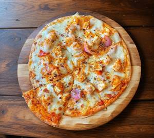 Paneer golden delight pizza