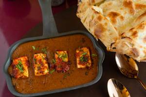 Paneer Tikka Methi Garlic Masala
