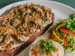 Garlic Hummus And Mushroom Toastie.