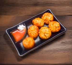 Paneer fried momos