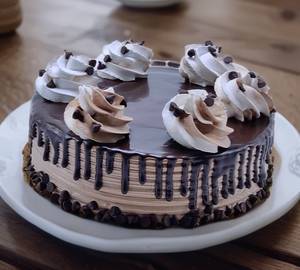 Choco Chips Cake