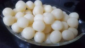 Rasbhari / Chhena Goli