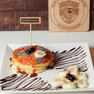 Blueberry Pancake With Caramel Syrup