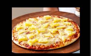 Cheesy Pineapple Pizza