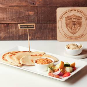 Hummus And Pita Platter