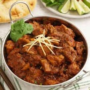 Garlic chicken masala