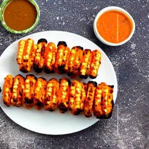 Tandoori Corn Roll