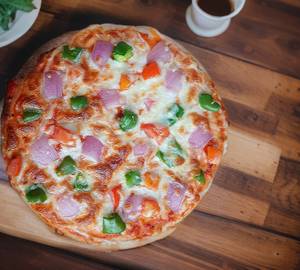 Seasonal Veg Pizza