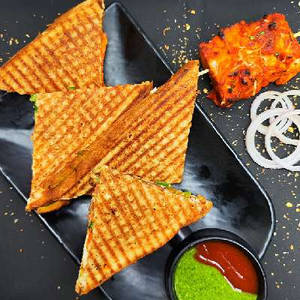 Tandoori Paneer Grilled Sandwich