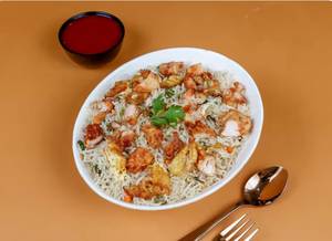 Chicken Hakka Fried Rice (750ml)