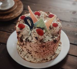 Black forest cake eggless