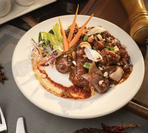 Kung Pao Chicken With Dry Red Chilli 