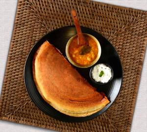 3 Small Size Dosa with Boneless Chicken Curry
