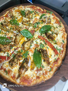 Pesto Chicken Pizza