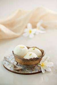 Rasgulla Tin 1 Kg