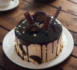 Oreo chocolate cake eggless