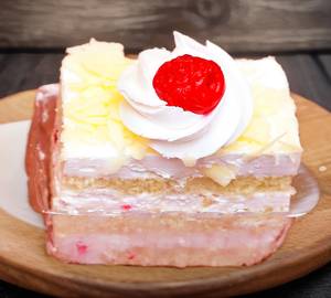 Veg white forest pastry