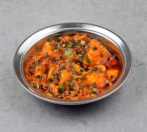 Dhoraji spl. garlic potato