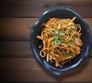 Pork schezwan noodles