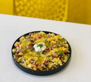 Loaded Chicken Nachos